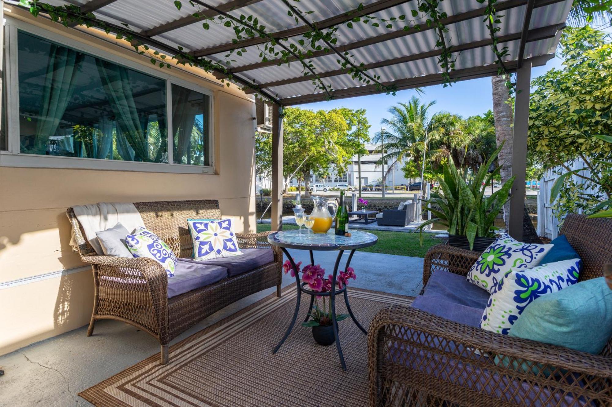Riverwalk Villa I Private Dock & Hot Tub فورت لودرديل المظهر الخارجي الصورة